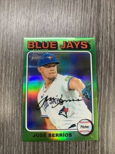 2024 Topps Heritage Jose Berrios Chrome Refractor #'d /575 SP Blue Jays - Bild 1 von 4
