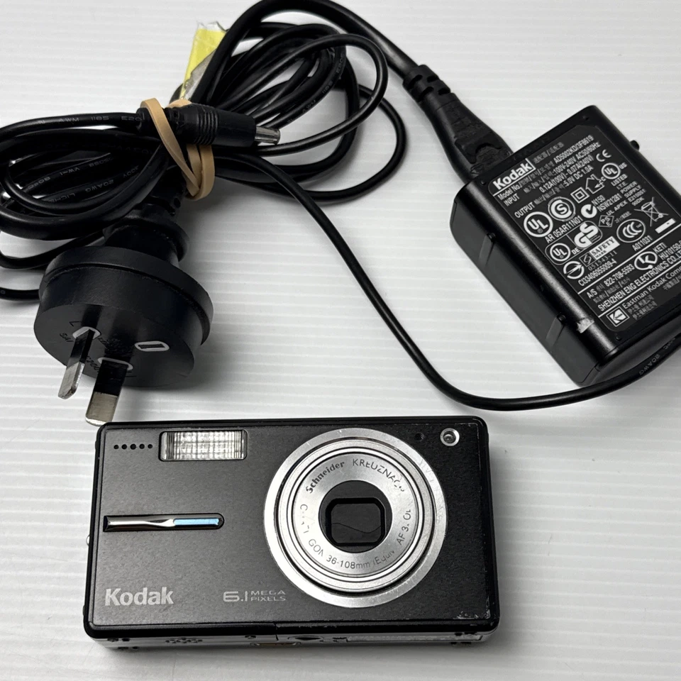 Kodak Digital Camera EasyShare V603 6.1MP Black Tested Working - Image 1 of 4