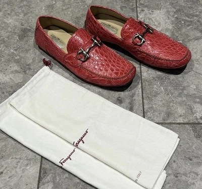 NOVO $2795 FERRAGAMO Mocassim Driver Couro de Crocodilo 'Parigi' Gancini 10.5 EEE - Imagem 1 de 4