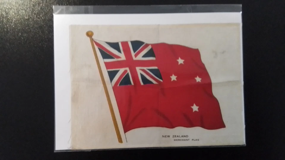 GODFREY PHILLIPS  SILKS.  NATIONAL FLAGS,  NEW ZEALAND, 163mm X 117mm, LARGE. - Image 1 of 1