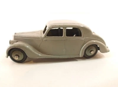 Dinky GB 40A Riley Saloon 1/43 Ripinto - Immagine 1 di 4