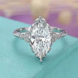 Anillo de compromiso con punta de moissanita de corte marquesa de 15x7 mm de oro blanco macizo de 10 k - Imagen 1 de 8