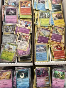 1000 HOLO RARE BUNDLE Pokemon Card Job Lot Bulk Collection Black Star S&V, S&S - Picture 1 of 4