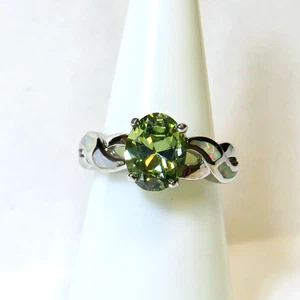 Silberring Größe 6 White Lab Opal Inlay 8 mm * 6 mm Peridot - New Old Stock - Bild 1 von 7