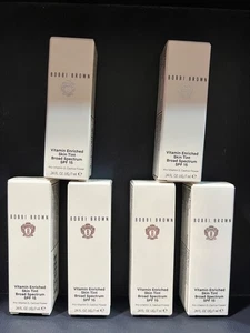 6x Tinte de piel enriquecido con vitaminas Bobbi Brown - Lote de tamaño de muestra en caja + Bolsa de bonificación NUEVO - Imagen 1 de 4