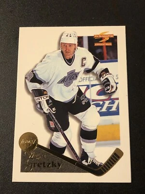 1995-96 Pinnacle Summit Wayne Gretzky #24 HOF - Image 1 of 2