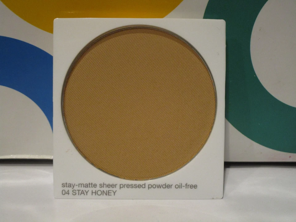 CLINIQUE ~ STAY MATTE SHEER PRESSED POWDER ~ # 04 STAY HONEY ~ BLISTER PACK - Image 1 of 1