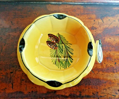 VALLAURIS Cendrier vintage en faience signé "A. FERLAY" - Photo 1/4