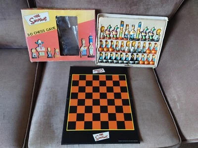 The Simpsons 3D Chess Set 2000 Complete (95111) - Image 1 of 4