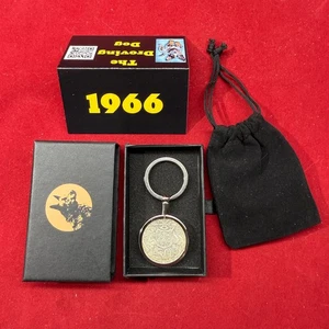 1966 Australian 50 Cent Coin Keyring. Perfect Gift for a upcoming 60th Birthday. - Picture 1 of 3