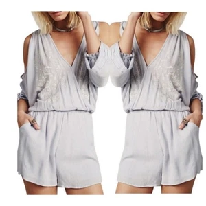 Free People Damen Cold Shoulder Strampler bestickt lila Strampler Gr. Small Boho - Bild 1 von 8