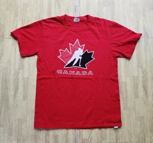 Team Canada Hockey Short Sleeve Red Shirt ~ Boys Medium / Large ~ National Team