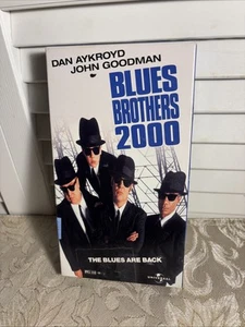 VHS DAN AYKROYD Blues Brothers 2000 Universal 1998 JOHN GOODMAN Erykah Badu - Picture 1 of 4