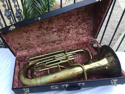 Винтажная латунная туба BESSON модель 2-20 с мундштуком и жестким чехлом СДЕЛАНО В АНГЛИИ - Изображение 1 из 4