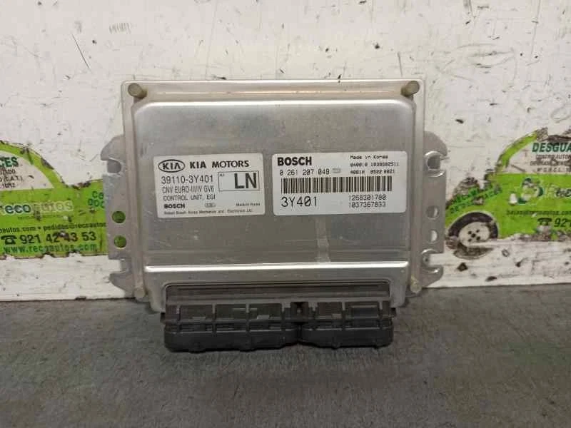 391103Y401 CENTRALINA MOTORE / BOSCH / 0261207049 / 2881856 PER KIA CARNIVAL II - Immagine 1 di 4