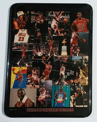 Vintage 1998 Michael Jordan Wall Clock Starline 15.25 x 21.75 C Chicago Montage Cover
