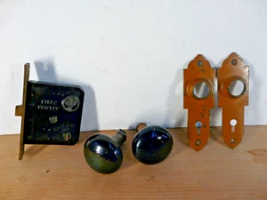 Mortisse Lock Set mit schwarzen Keramikknöpfen und Escutcheons --NILES CHICAGO--ANTIK - Bild 1 von 5