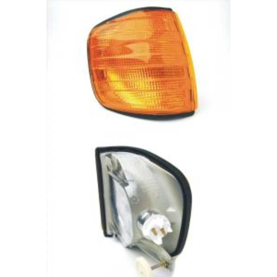 APA/URO Parts 0008208521 Turn Signal Light Corner Side Marker Park Lamp for MB - Image 1 of 1