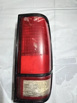 OEM 1982-93 Chevy Blazer S10 S15 GMC Jimmy GM passenger Side Tail Light - Image 1 of 4