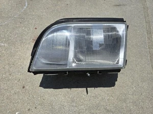 1992 - 1994 Mercedes-Benz W140 300SE Drivers LEFT Head Light Assembly  - Picture 1 of 10