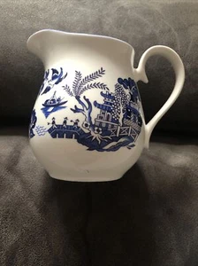 Fine Bone China Crown Staffordshire,England, 13cm Decorative Jug - Picture 1 of 5