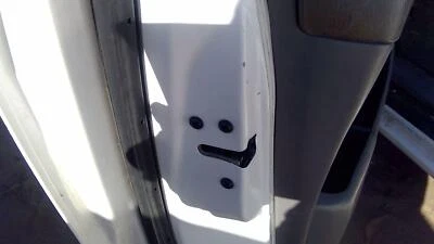 Pestillo de puerta delantera izquierda para conductor Ford Windstar 1999-2003 con varillas/cables OEM Foto 1 de 4