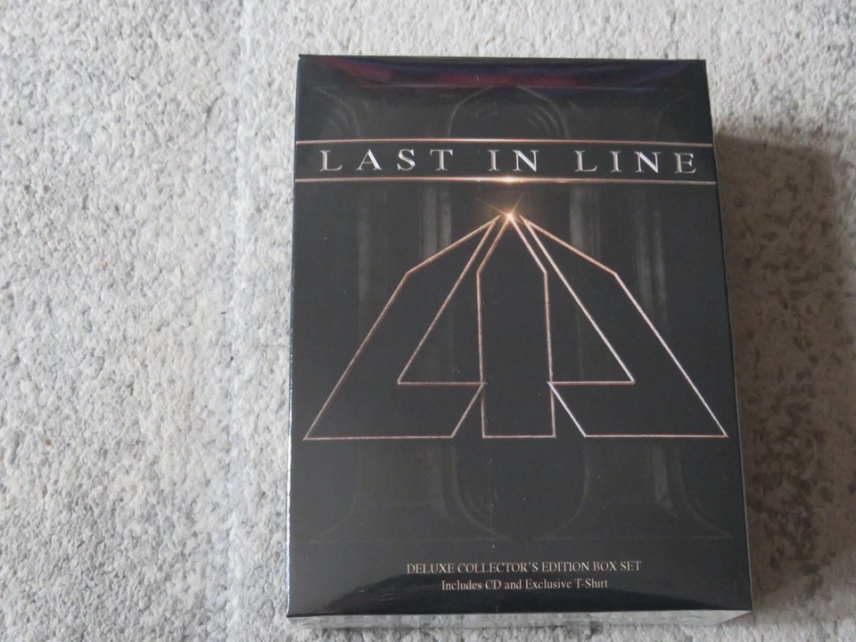 Last In Line - II [Deluxe Edition CD Box Set With Exclusive T-Shirt 2019] EX-DIO - Image 1 of 4
