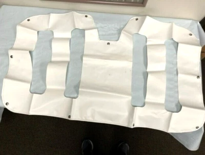 Cubierta de rejilla delantera de invierno Belmor WF-2213 07-18 Kenworth T370 Foto 1 de 4