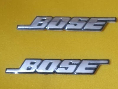 2 scritte Stemmi adesivi COMPATIBILI Bose Logo Fregio per altoparlanti auto - Immagine 1 di 2