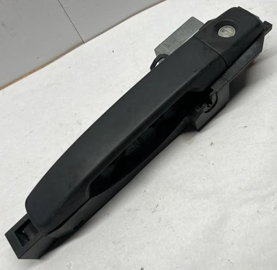 Nissan Frontier 2012-2019 puerta delantera izquierda lado del conductor manija exterior OEM Foto 1 de 4