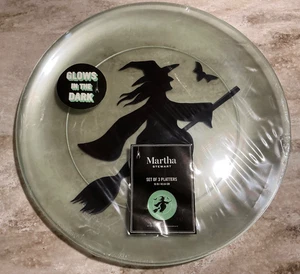 Halloween Witch Flying on Broom Platters 16" set of 3 Holiday Home Table Bar NEW - Picture 1 of 3