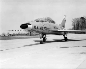 1958 USAF North American F-100C Super Sabre - 8x10 Photo On 8.5x11 #1665 - Picture 1 of 1
