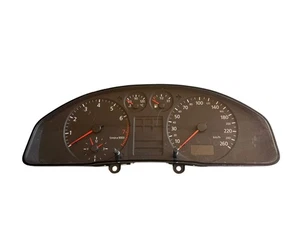 Tacho 8D0919861C 159954km Audi A4 B5 Tachometer Benzin Instrument - Bild 1 von 6