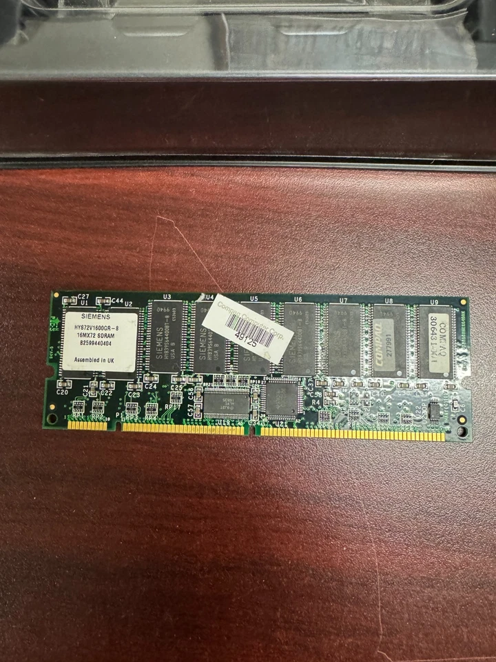 Obsolete Siemens Vintage 128MB ECC REG DIMM HYS72V1600GR-8B Compaq 306431-001 - Image 1 of 1