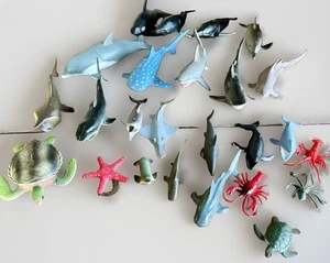 Assorted Toy Ocean Animals Lot Soft Plastic Rubber Whale Shark Turtle Mixed Lot - Bild 1 von 10