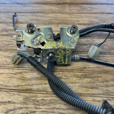 88-91 Honda CRX HF Rear Hatch Latch Used Manual Locks - Изображение 1 из 4