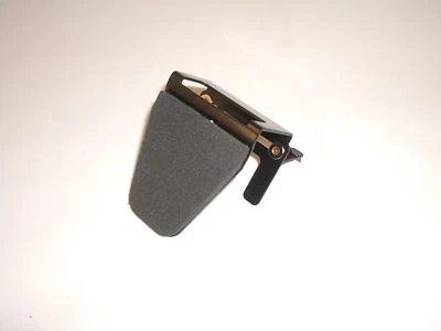 SOPORTE DE MONTAJE DE RADIO CON CLIP DE VENTILACIÓN AC OPEK RM-10 Foto 1 de 3