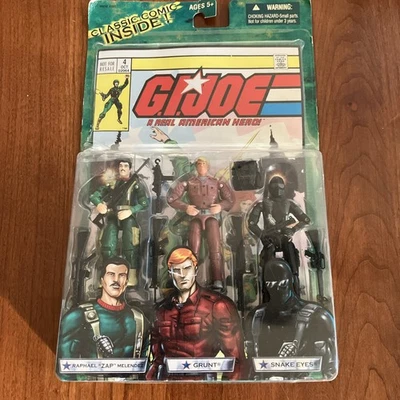 2004 G.I. Joe 3 Pack Figure Zap Grunt Snake Eyes Comic Book #4 Action Figures - Image 1 of 4