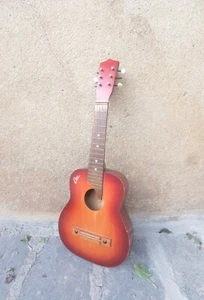 Small acoustic guitar, Eko wooden vintage small guitar - Picture 1 of 7