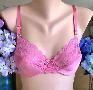 Vanity Fair 34B Coral Satin and Lace Piquant Antron Underwire Bra #75164 VINTAGE - Picture 1 of 4