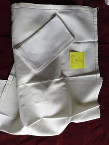 PETITE NAPPE 80x60cm+MATURGE 48x37cm/RELIGIEUX/LINGE AUTEL/MESSE/1 - Picture 1 of 3