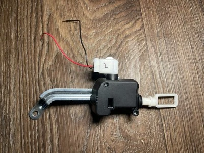 2007-2012 Nissan Sentra 84680-ET000 Trunk Lock Latch Actuator Genuine OEM - Image 1 of 2