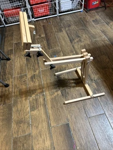 Verstellbare Handwerk Holz Ständer Reifen & Rollrahmen Ideal für Nadelspitze Crewel - Bild 1 von 1