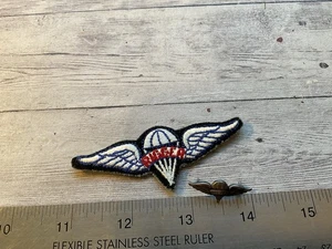 ORIGINAL VIETNAM PARACHUTE RIGGER PATCH AND PIN - Picture 1 of 4