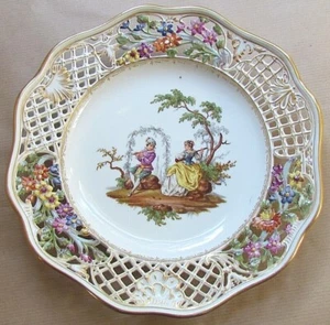 DRESDEN PORCELAIN 8¼" WATTEAUESQUE PIERCED PLATE (Ref8304) - Picture 1 of 7