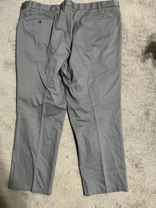 Dockers Plissee vorne klassische Passform Herren Hose Größe 50 x 30 grau Chino - Bild 1 von 5