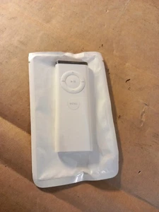 NEW Apple A1156 Remote Control for Apple TV iMac MacBook Pro - Picture 1 of 6