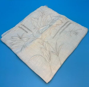 Vtg White Linen Embroidered Applique Square Handkerchief Circa 1950's Collectors - Picture 1 of 5