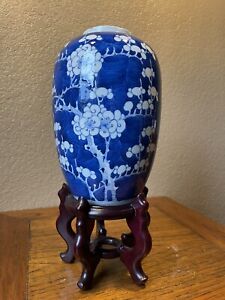 Fine Antique Chinese Blue White Prunus Jar Vase 19th Cen Qing