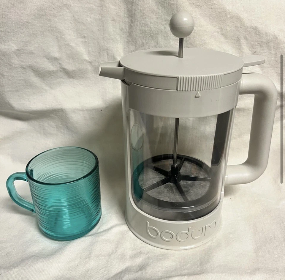 Cafetera Bodum French Press 12 tazas blanco marfil 1,5 L grano helado Foto 1 de 1